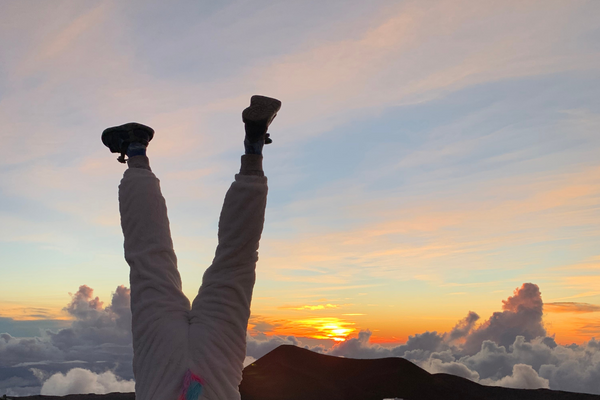 Handstand on top of Mauna Kea on the Hawaii Mini Semester