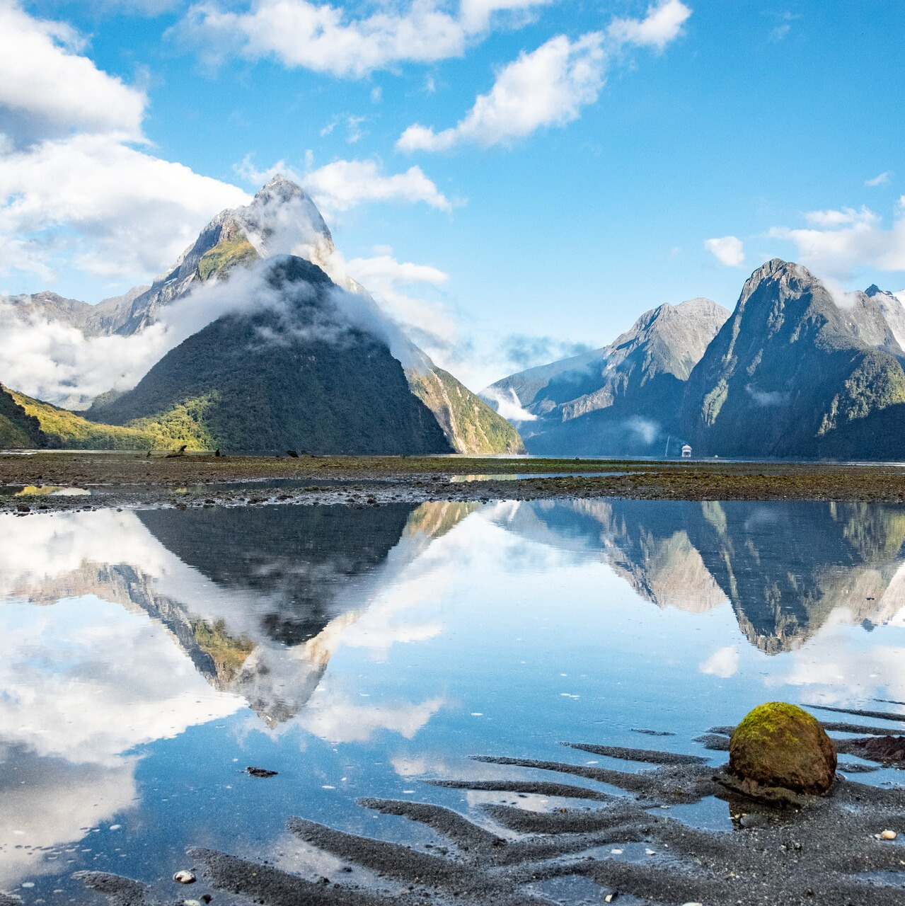 Mountains Reflecting On The Lake - New Zealand/Australia | Pacific Discovery